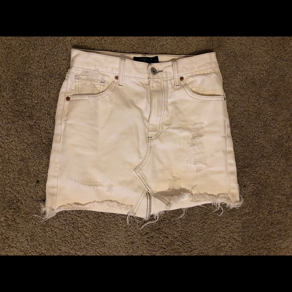 white denim skirt